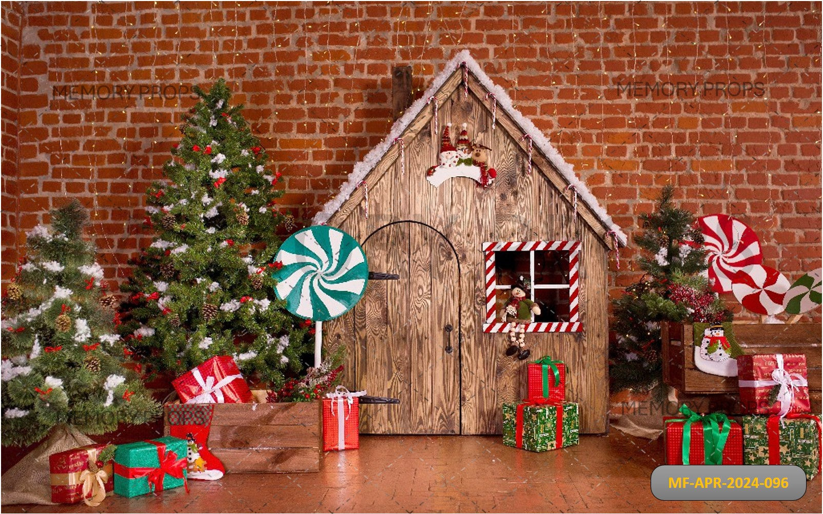 CHRISTMAS GIMGERBREAD HOUSE - PRINTED BACKDROPS